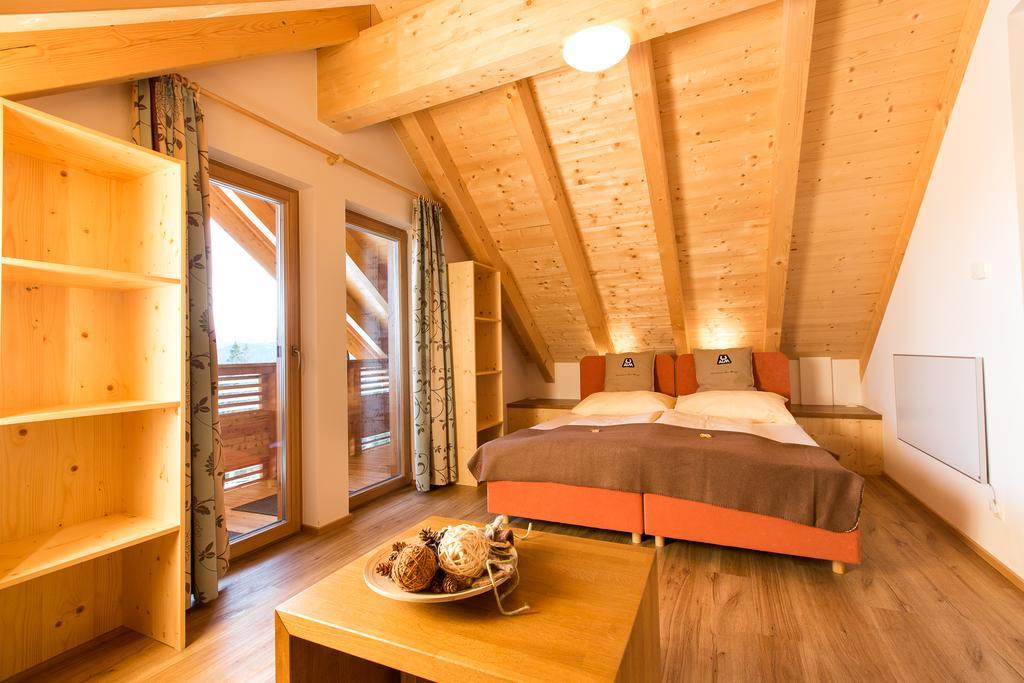 Ualm Untermarkter Alm Imst Exterior photo